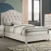 Reggie Full Bed in Beige Fabric