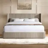 Leanna King Bed in Light Oak Veneer