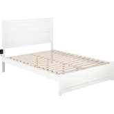 NoHo Queen Bed with Footboard in White Finish
