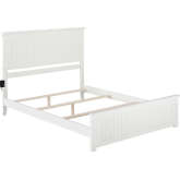 Nantucket Queen Bed with Matching Footboard in White