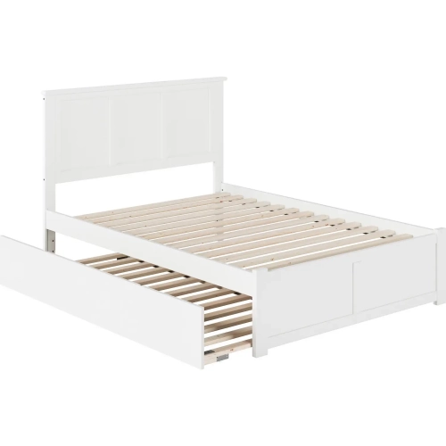 Madison King Platform Bed w/ Footboard & Twin XL Trundle in White Wood
