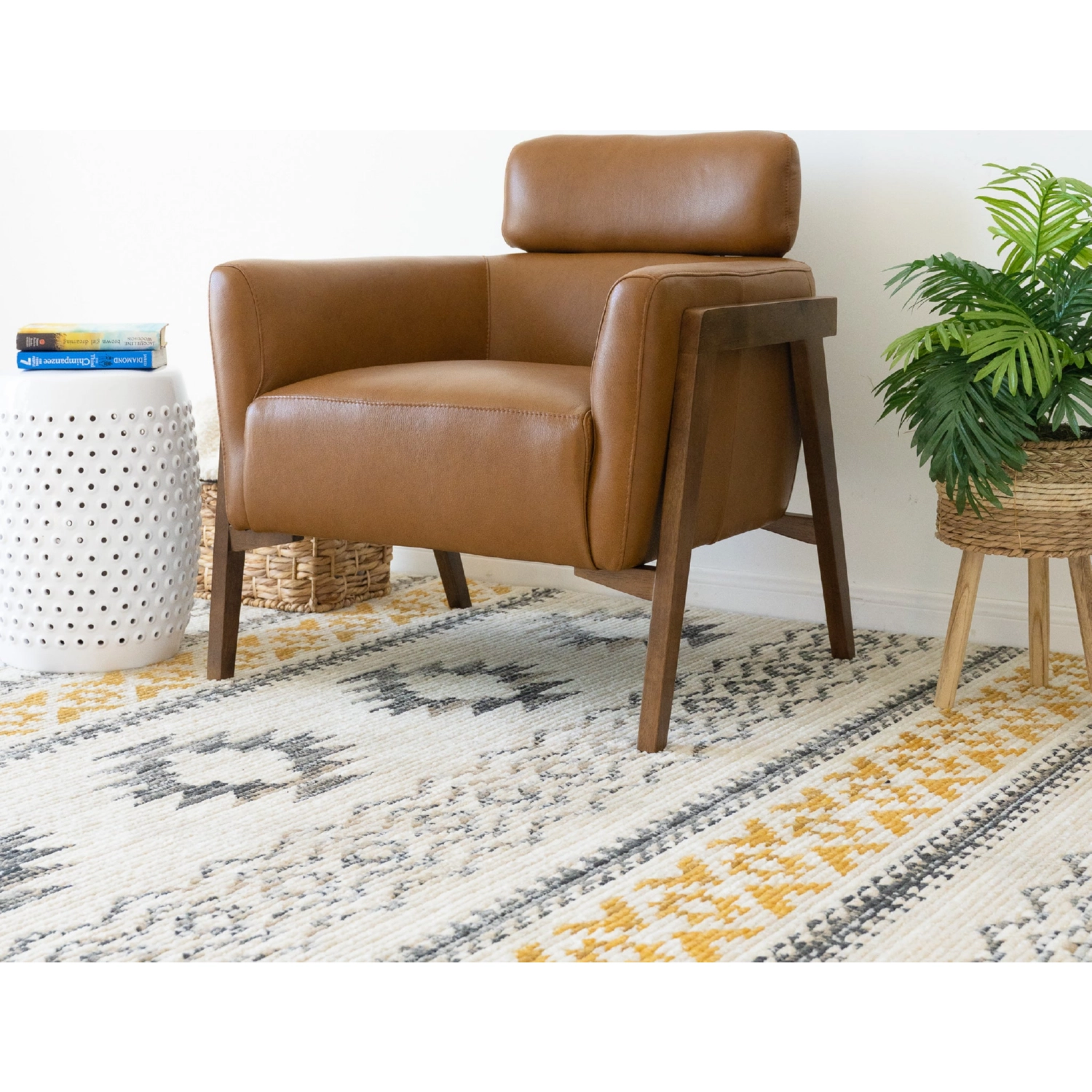 Ashcroft Furniture Kayson Accent Lounge Chair - Thumbnail 2