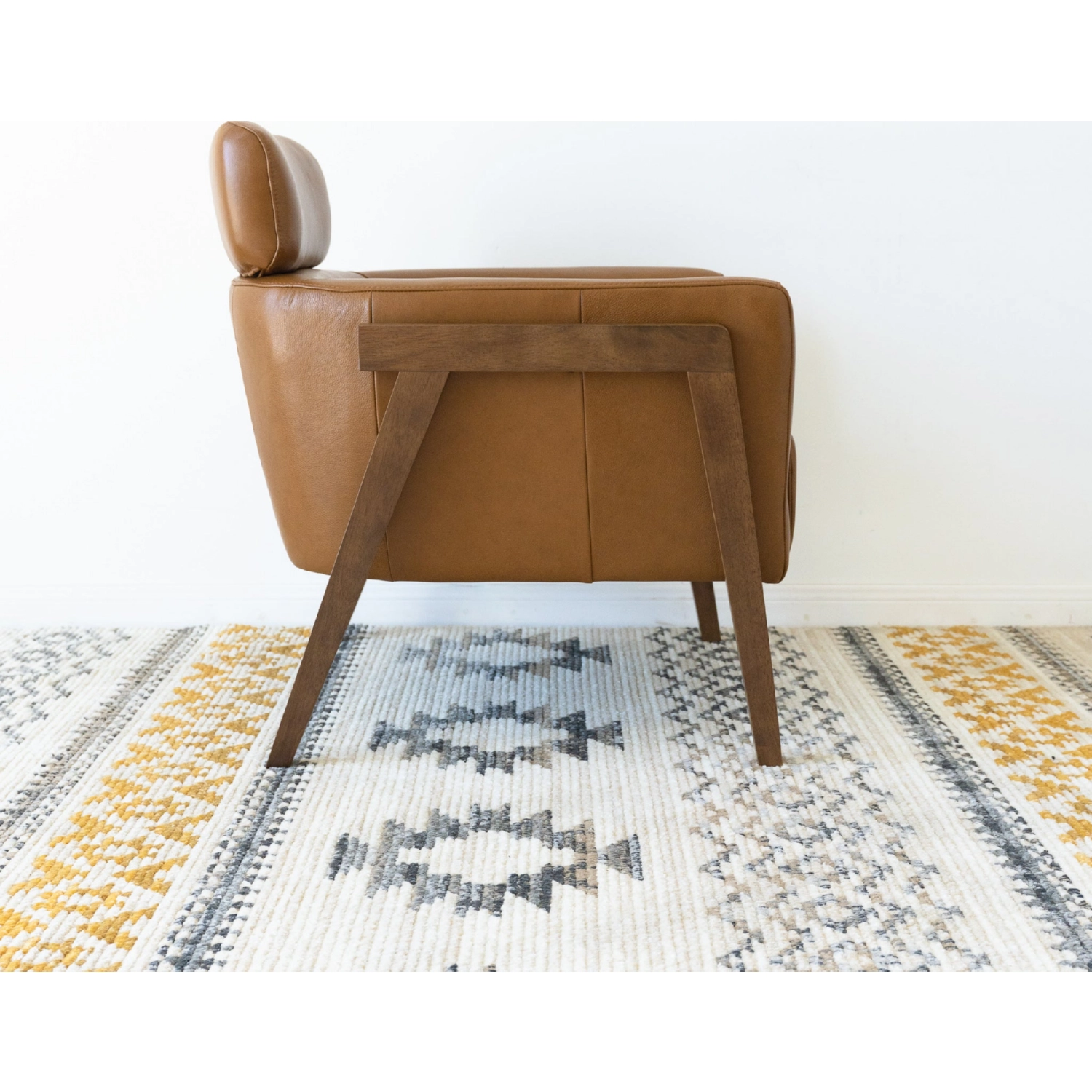 Ashcroft Furniture Kayson Accent Lounge Chair - Thumbnail 3