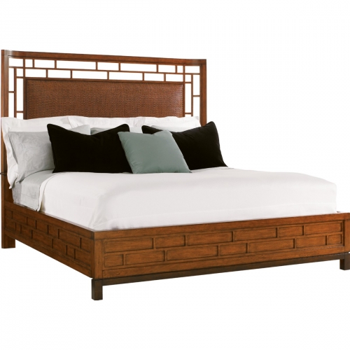Paradise Point Bed with Curved Open Fretwork Headboard in Bali Finish (King)