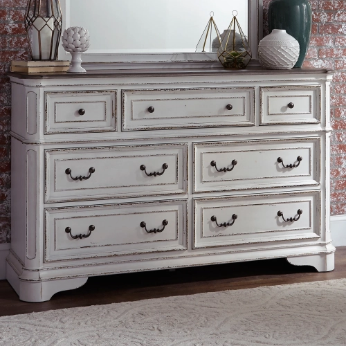 Magnolia Manor 7-Drawer Dresser in Antique White
