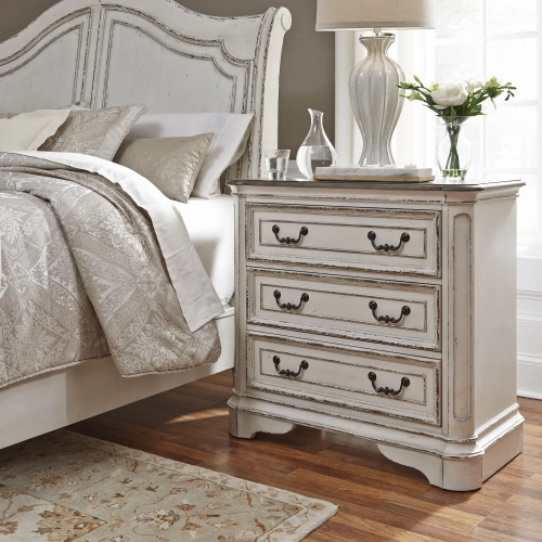 Magnolia Manor Bedside Chest with Charging Station in Antique White