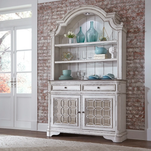 Magnolia Manor Buffet & Hutch in Antique White
