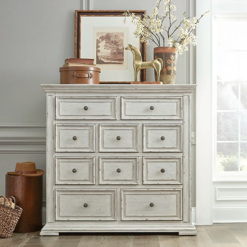 Big Valley 10-Drawer Dresser in Distressed White Wood