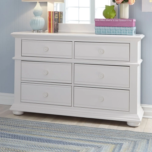 Summer House 6-Drawer Dresser in Oyster White Wood